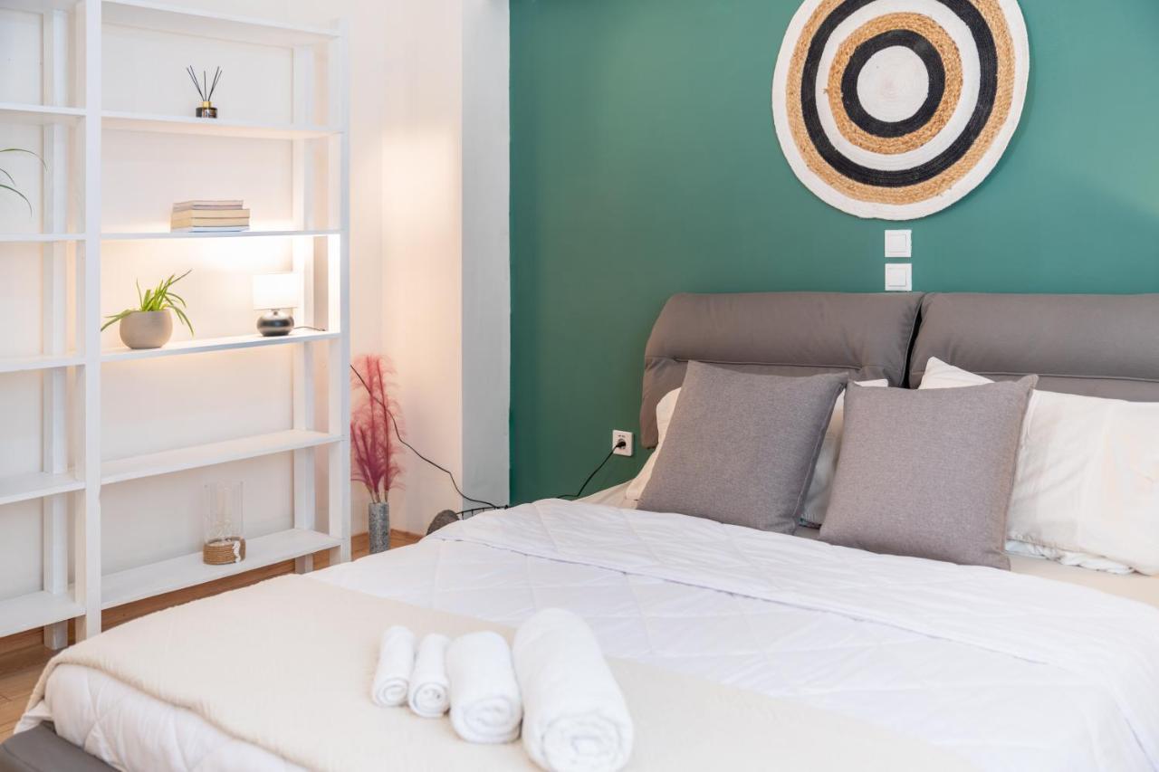 Boho Chic Under Acropolis Apartment Athens